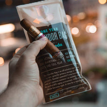Load image into Gallery viewer, Boveda 2 way humidor bag (small)